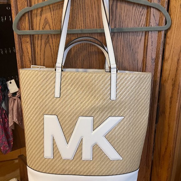 Michael Kors Python Capsule - Picture 2 of 4